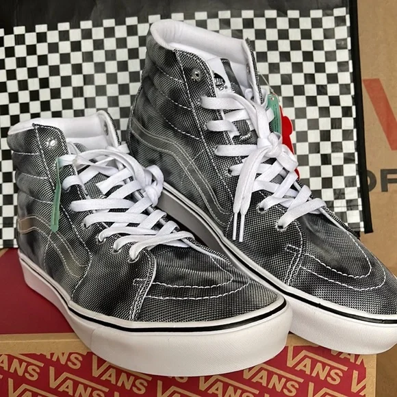 Vans Comfycush Sk8-Hi In Bloom Multi/True White Men’s sneakers - Picture 5 of 16